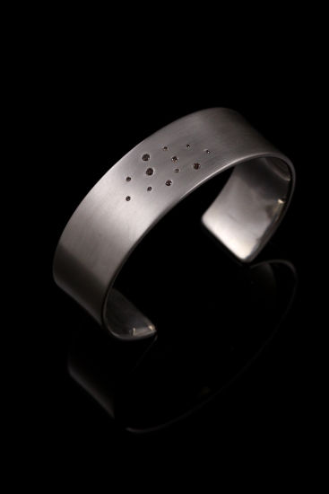 Silver cuff with chocolate diamonds